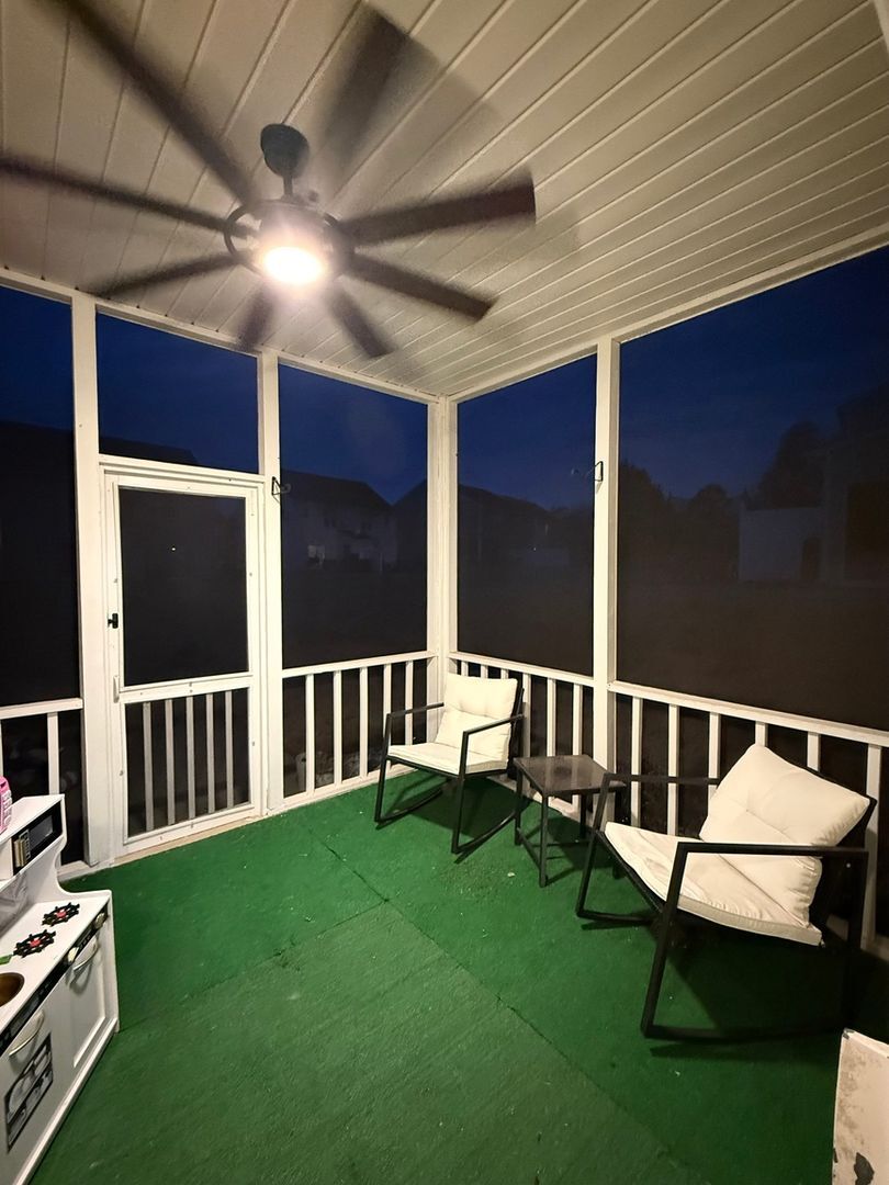 Building Photo - 161 Buchanan Ln