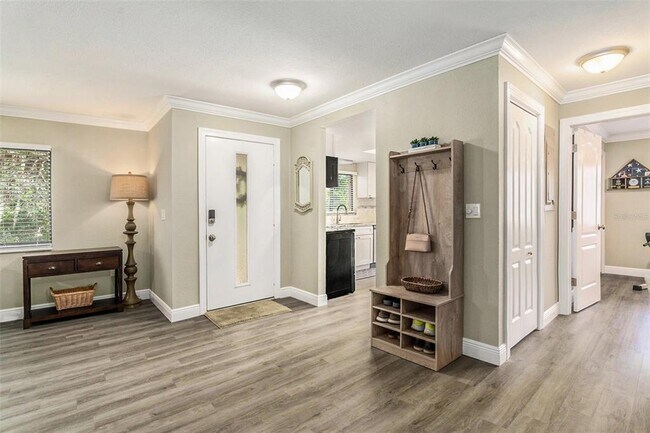 Building Photo - 12308 Eagleswood Dr