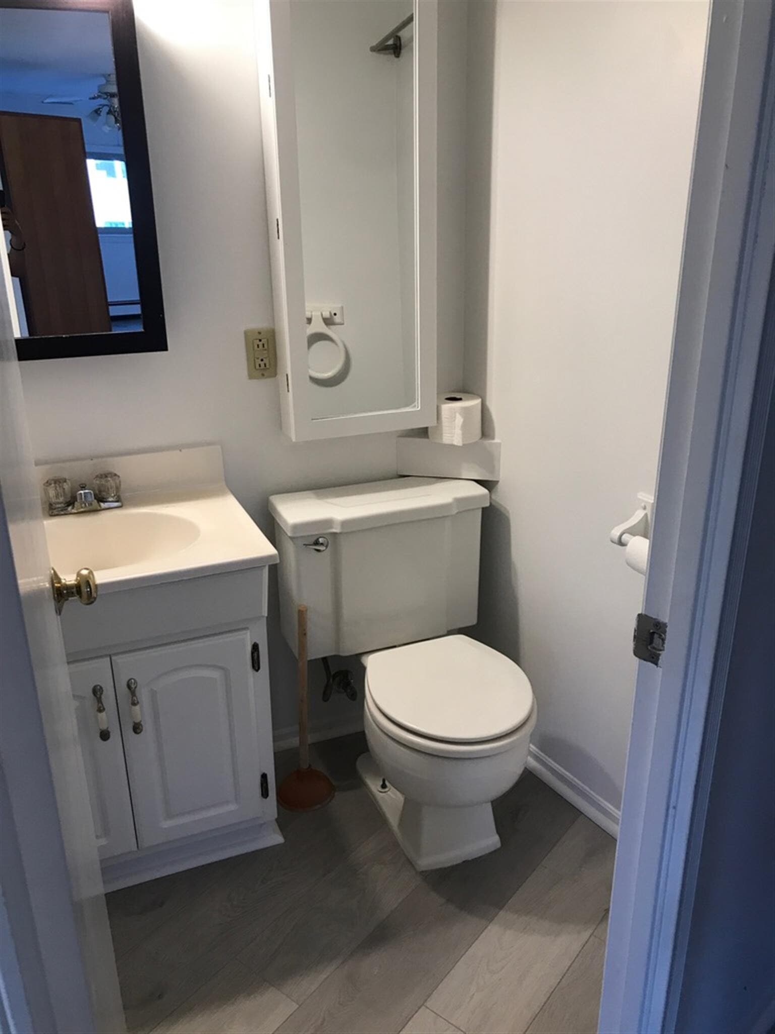 Building Photo - 348 Franklin St