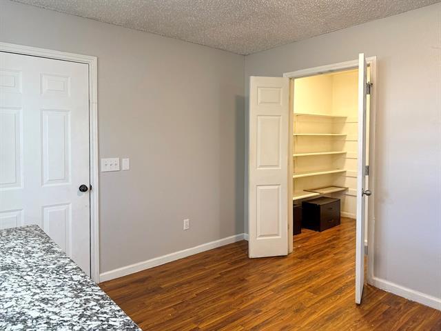 Building Photo - 2460 Chinkapin Way