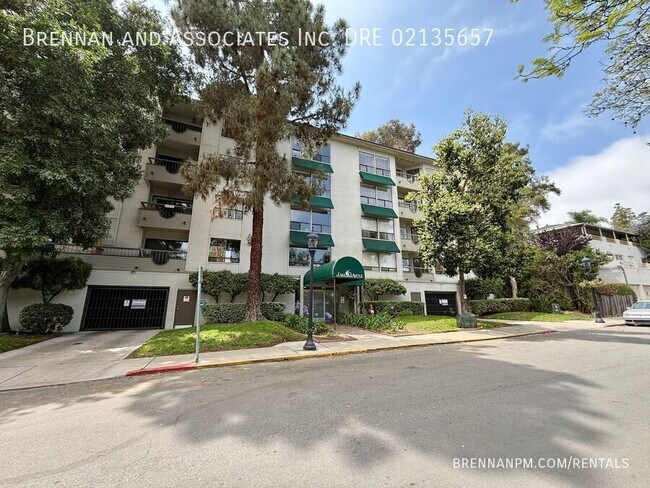 Building Photo - 1640 Tenth Ave