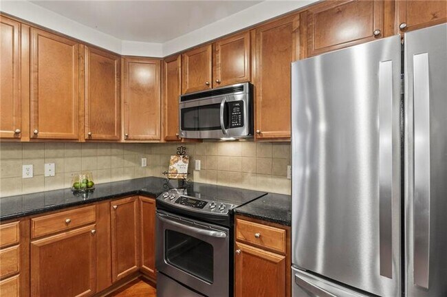 Building Photo - 200 River Vista Drive