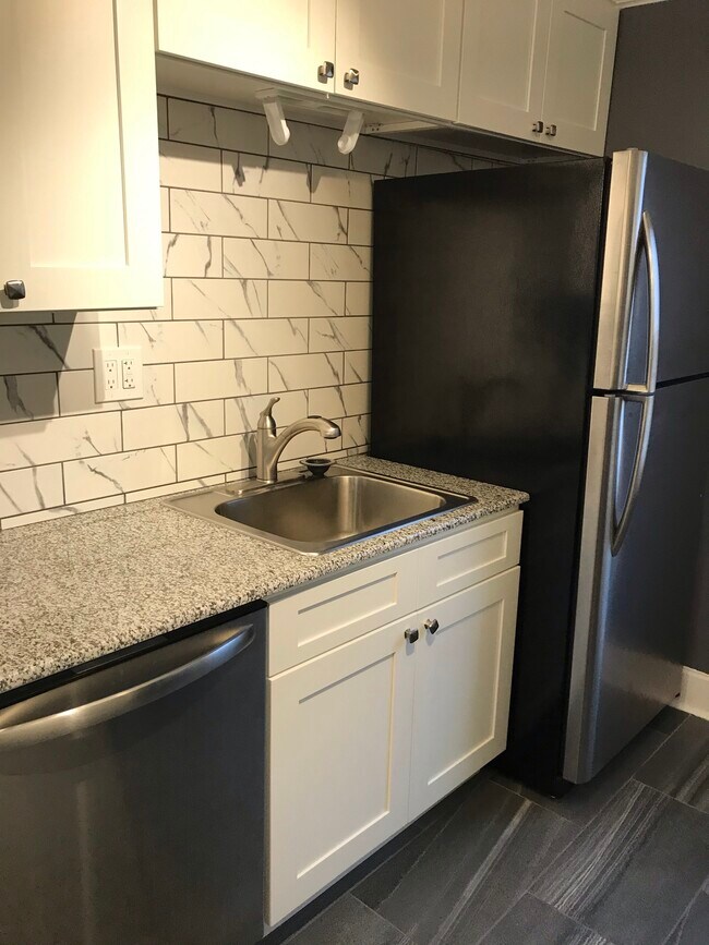 894 Kenmore Ave 894 Kenmore Ave Buffalo NY 14216 Apartment Finder