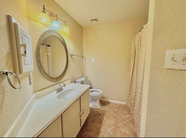 Building Photo - 8514 Spotslyvania Ln