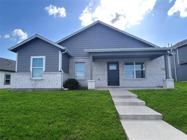 Primary Photo - 4606 Coachwhip Ln