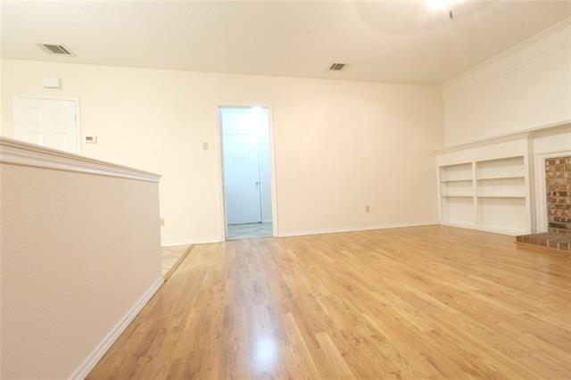 Building Photo - 4348 Kenwood Dr