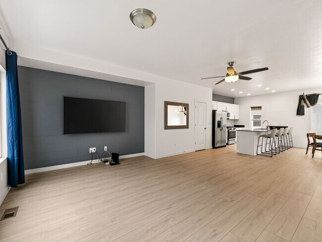 Building Photo - 14720 S Rising Star Ln