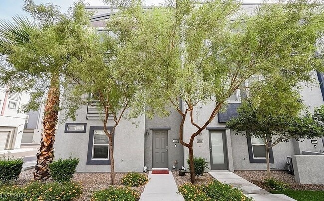 Building Photo - 9050 W Tropicana Ave