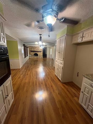 Building Photo - 3218 Santa Monica Dr