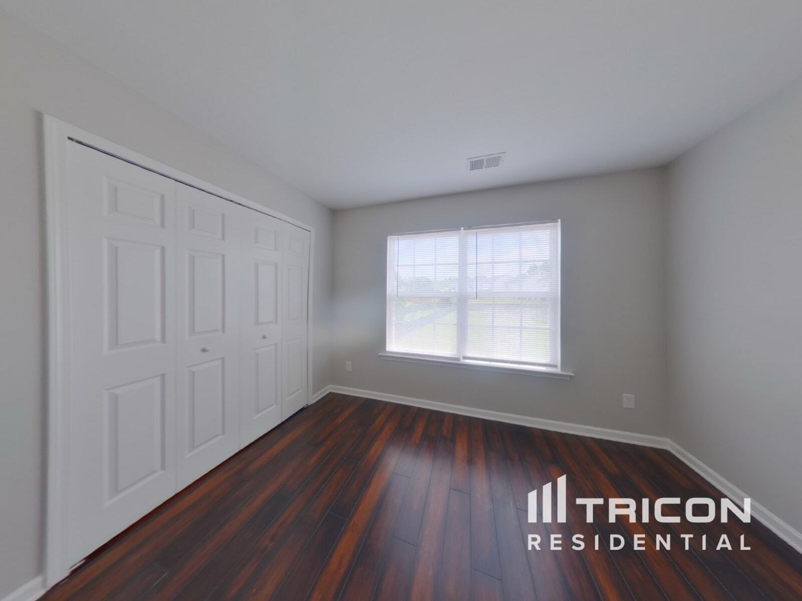 Building Photo - 4715 Abercromby St