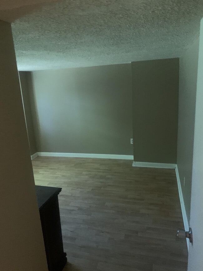 Building Photo - 203 Nanney Dr