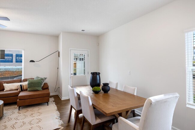 Building Photo - 46 Moon Rock Ct