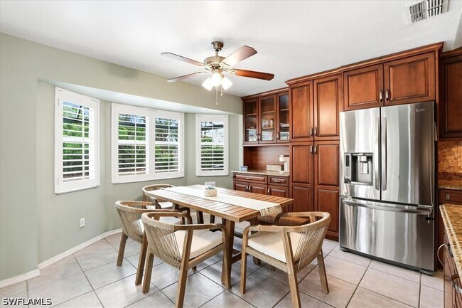 Building Photo - 27376 Imperial Oak Cir