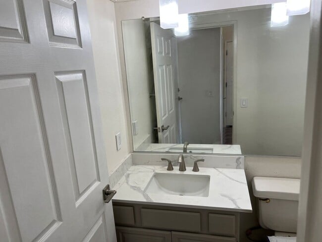 Building Photo - COMPLETELY REMODELED 3 Beds+2.5 Baths 2-st...