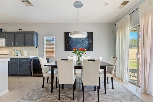 Building Photo - 3982 Eastgate N Rd