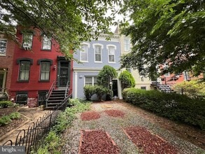 Building Photo - 333 Maryland Ave NE
