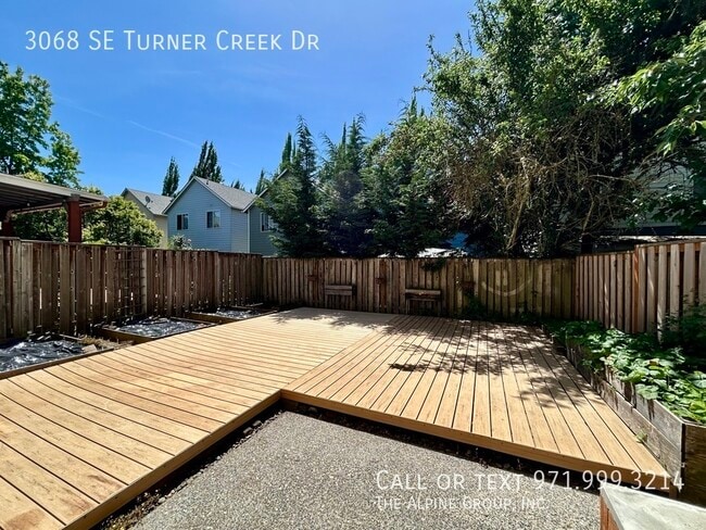 Building Photo - 3068 SE Turner Creek Dr