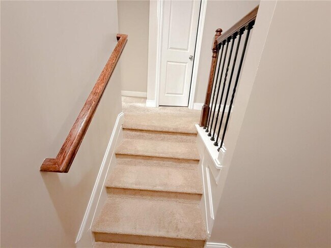 Building Photo - 786 Garbrooke Dr