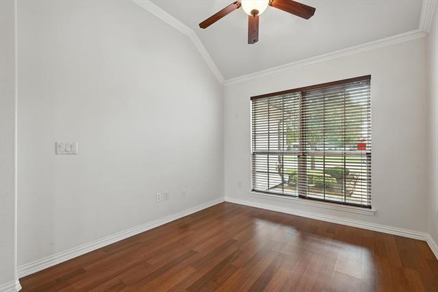Building Photo - 10000 La Jolla Way