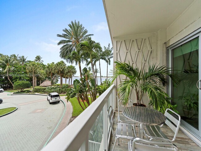 Building Photo - 2451 Brickell Ave