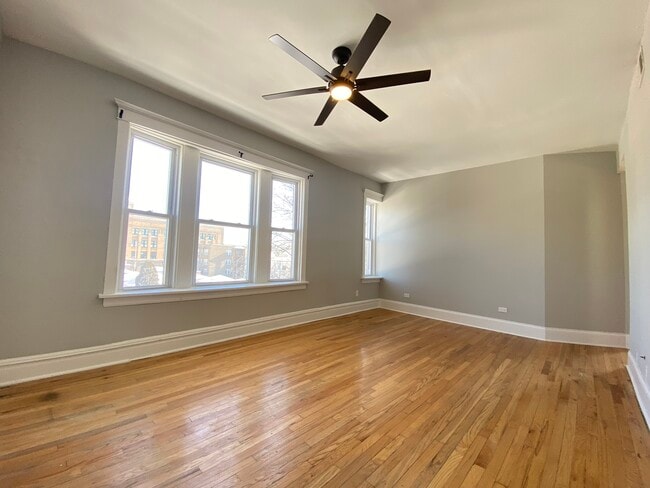 Building Photo - 1350 N Keeler Ave