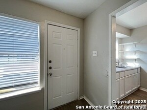 Building Photo - 2802 Lasses Blvd