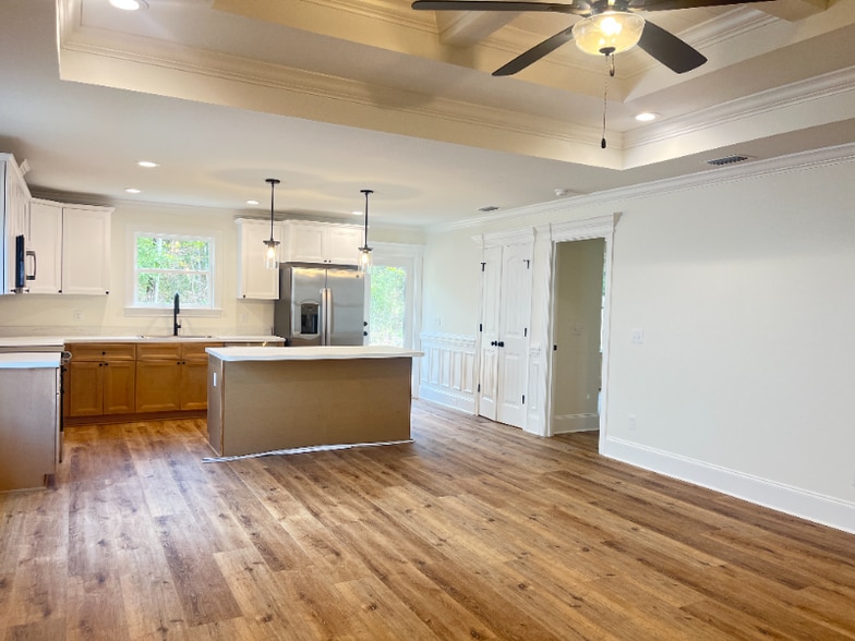 Building Photo - 31 Klickitat Dr