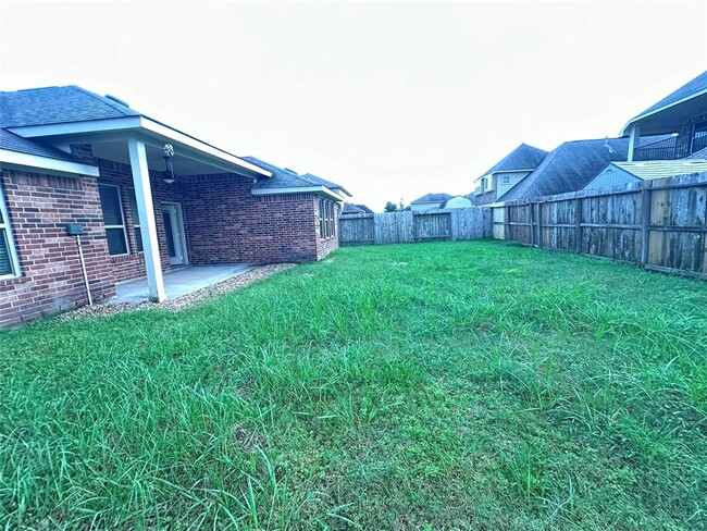 Building Photo - 2010 Sanders Hollow Ln