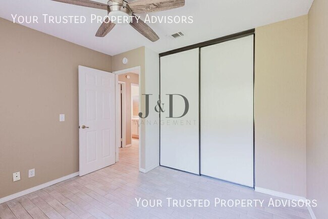 Building Photo - 11446 Madera Rosa Way