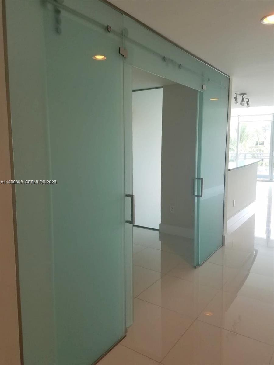 Building Photo - 2950 NE 188th St