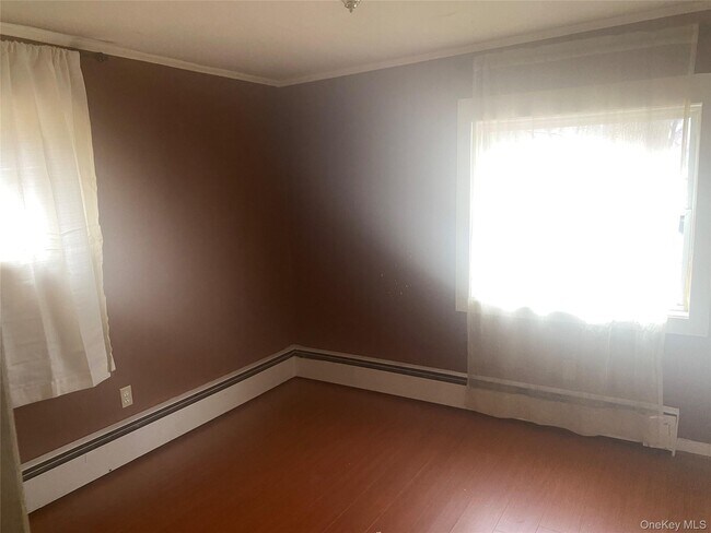 Building Photo - 52 Lincoln Pl