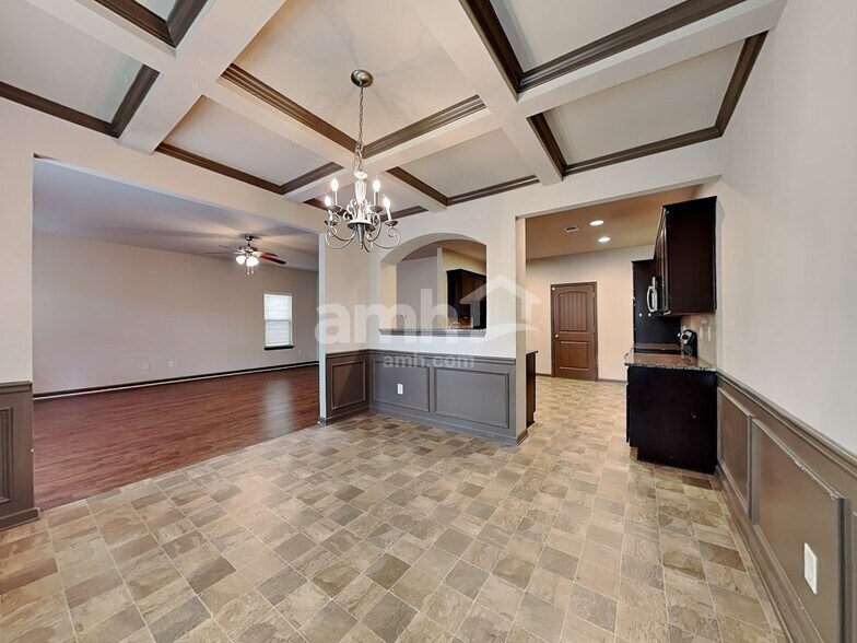 Building Photo - 658 Sweet Ashley Way