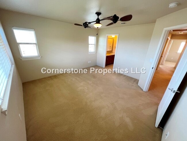 Building Photo - 92-637-637 Welo St