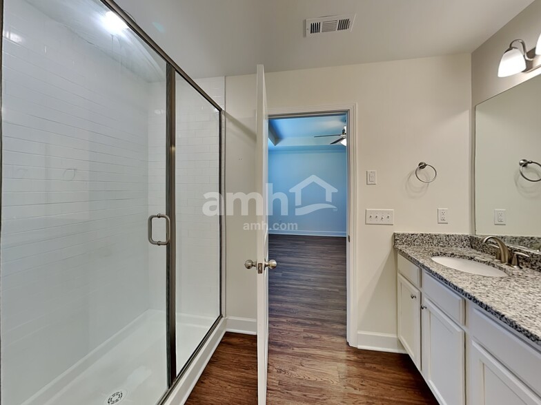 Building Photo - 601 Drema Ct