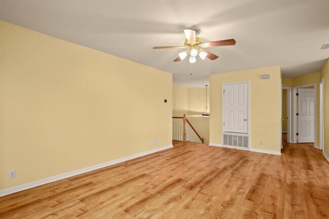 Building Photo - 2646 Cascade Falls Dr