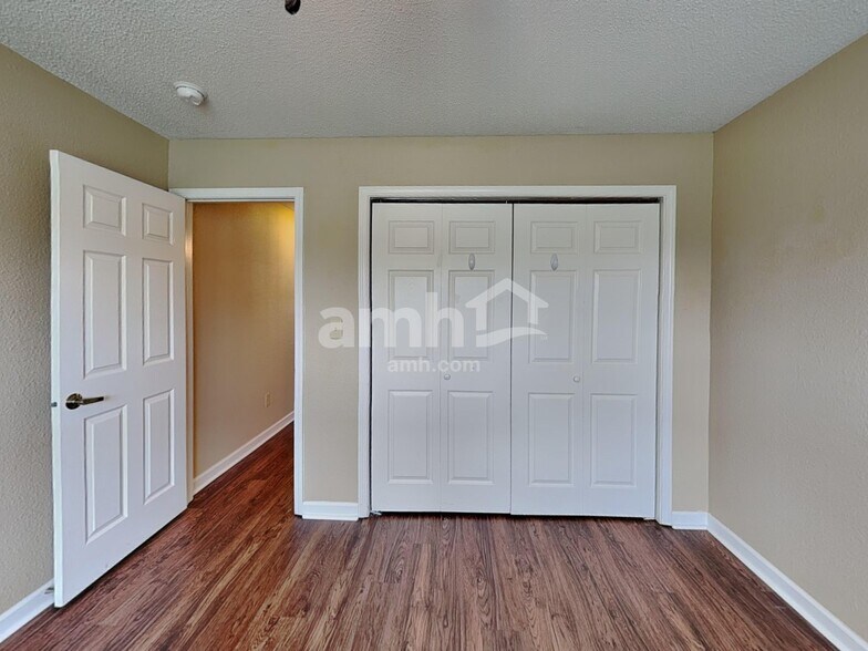 Building Photo - 8316 Crosser Dr