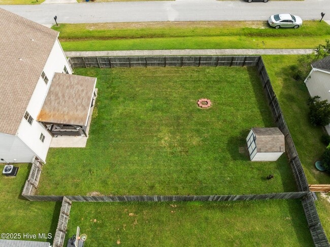 Building Photo - 300 Onyx Ct