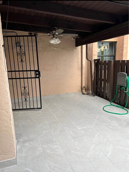 Terrace - 495 W Park Dr