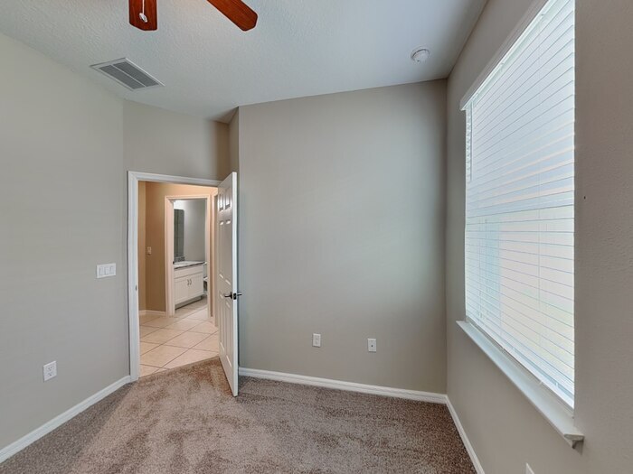 Building Photo - 1403 Flatwood St