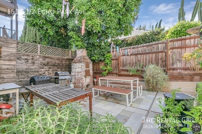 Building Photo - 1517 1/2 Echo Park Ave. -