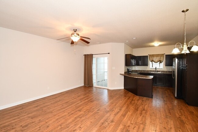 Building Photo - MOVE-IN READY Carolina Forest