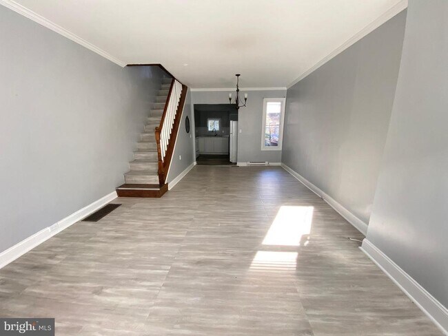 Building Photo - 3050 Hartville St