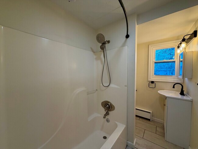 Building Photo - 21 Weybosset St