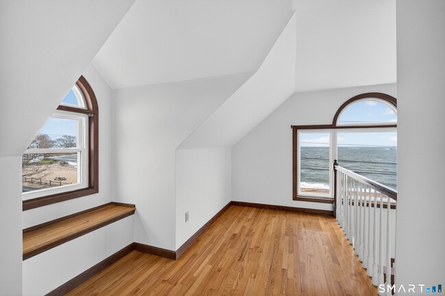 Building Photo - 82 Limewood Ave