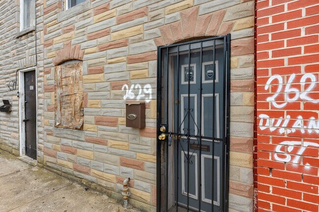 Building Photo - 2629 Dulany St