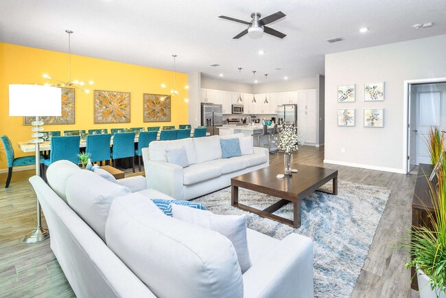 Building Photo - 2567 Shanti Dr