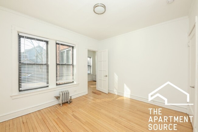 Building Photo - 929 Michigan Ave