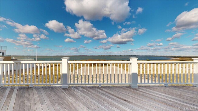 Building Photo - 750 Dune Rd