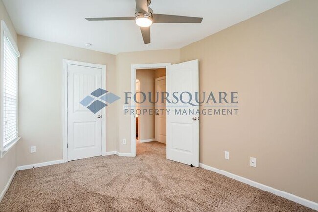 Building Photo - End Unit Townhome | Back Patio With Privac...