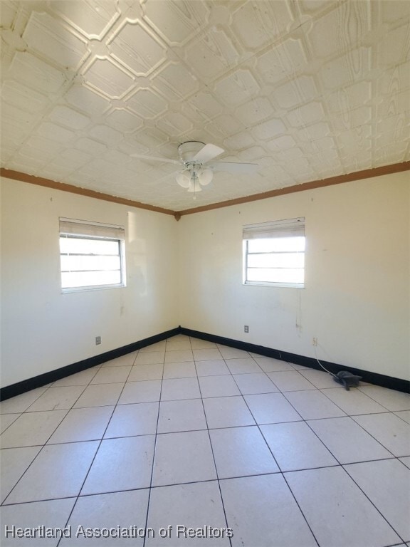 Building Photo - 3214 Dolphin Dr